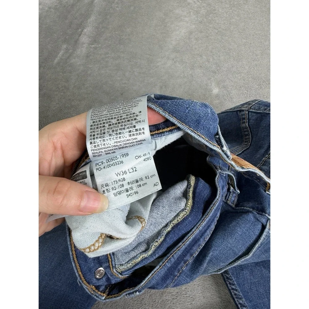 Levis measurements are